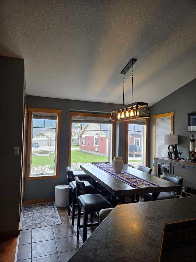 #68 Ironstone Drive, Townhouse with 4 bedrooms, 3 bathrooms and 4 parking in Coleman AB | Image 11