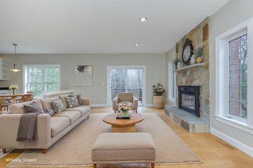 17 Nottingham Rd, Windham, NH, 03087-1101 | Card Image