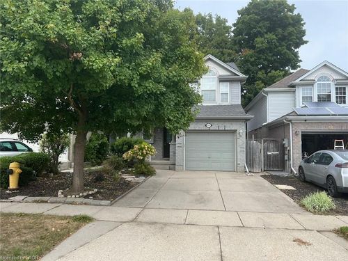 44 Karalee Cres, Cambridge, ON, N3C4H3 | Card Image