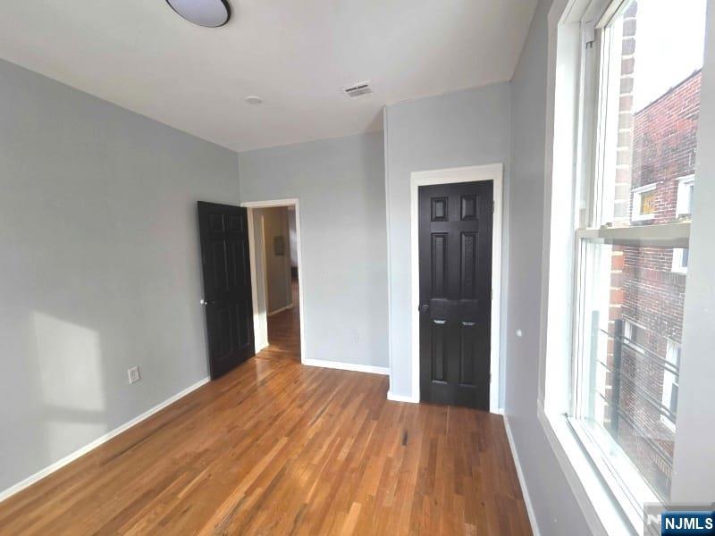 Residential Income in Newark 5