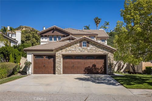 26548 Cardinal Dr, Canyon Country, CA, 91387-6317 | Card Image
