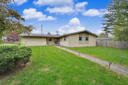 10 O Connor Ct, Champaign, IL, 61821-5521 | Card Image