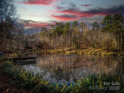 1090 N Saunders Dr, Catawba, NC, 28609-9249 | Card Image