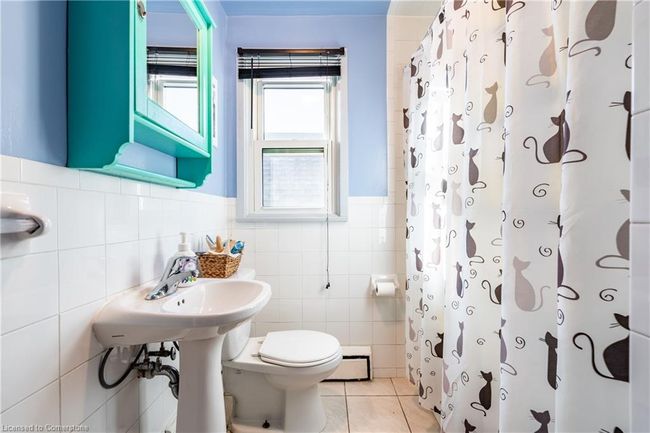 93 E 23 Rd St, House other with 3 bedrooms, 1 bathrooms and 2 parking in Hamilton ON | Image 23