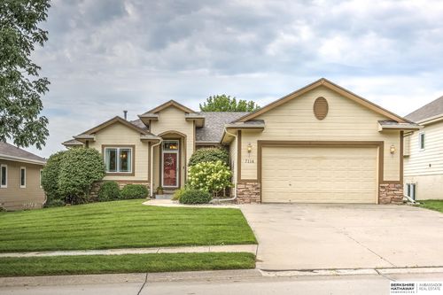 7114 N 146th St, Bennington, NE, 68007-1526 | Card Image