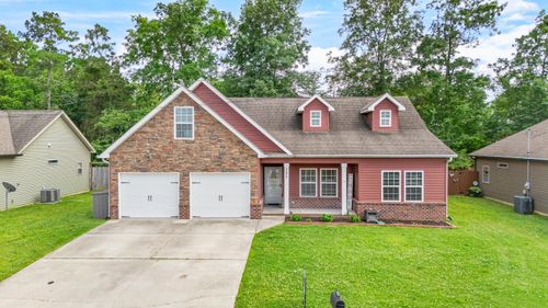 392 Franklin Cir, Fort Oglethorpe, GA, 30742-4261 | Card Image