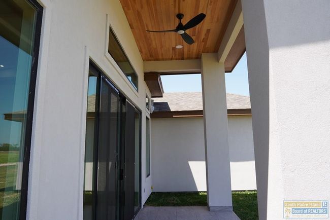 3718 White Rock Cir, House other with 4 bedrooms, 4 bathrooms and 2 parking in Harlingen TX | Image 5
