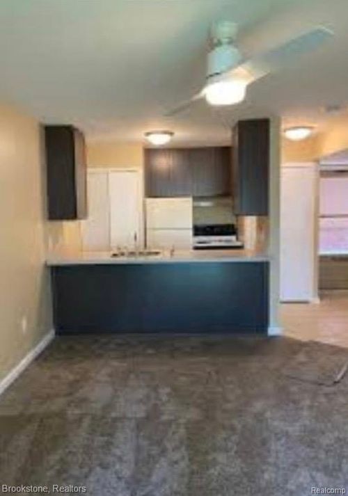 28-31757 Nardelli Ln, Roseville, MI, 48066-4538 | Card Image