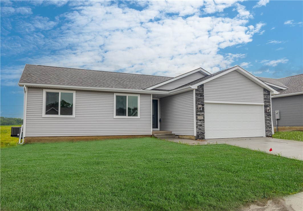 Bluebird Cir, Adel, IA 50003