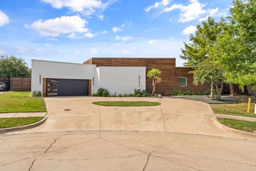 2171 Hogan Dr, Irving, TX, 75038-5938 | Card Image