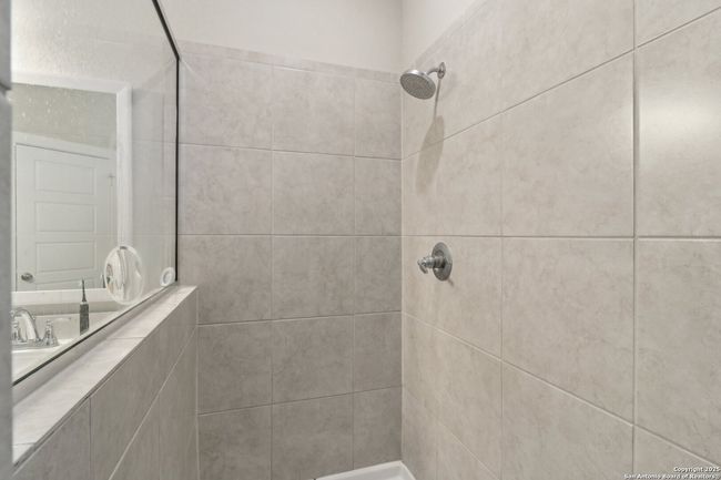14926 Palmer Crk, House other with 4 bedrooms, 2 bathrooms and null parking in San Antonio TX | Image 31
