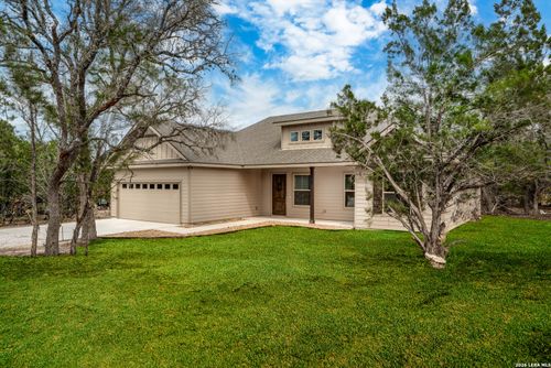 153 Spotted Horse, Bandera, TX, 78003-4329 | Card Image