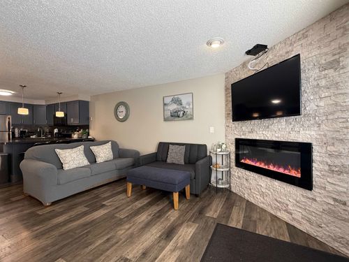 406-1093 Canyon Rd, WISCONSIN DELLS, WI, 53965-8473 | Card Image