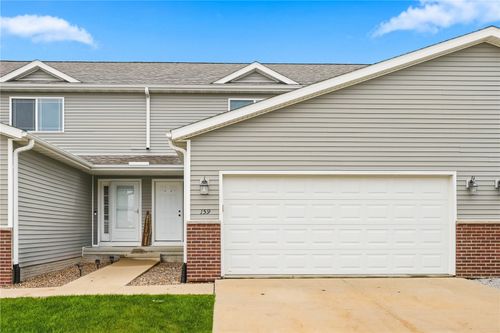 159 Woodstone Ln Sw, Cedar Rapids, IA, 52404 | Card Image