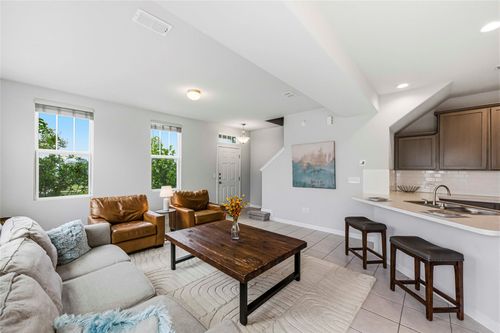 450 Ferrule Dr, Kyle, TX, 78640-2424 | Card Image