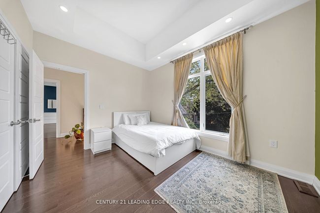 736 Hillview Cres, House other with 7 bedrooms, 5 bathrooms and 4 parking in Pickering ON | Image 26