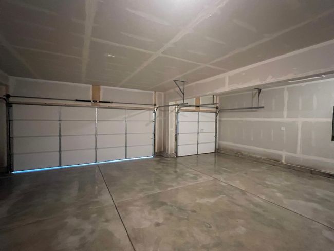 7692 W 105 Th Pl, Home with 4 bedrooms, 3 bathrooms and null parking in Saint John IN | Image 35