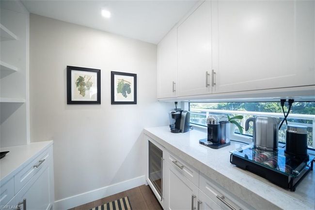 UNIT-301 - 13915 Old Coast Rd, Condo with 4 bedrooms, 4 bathrooms and 2 parking in NAPLES FL | Image 15
