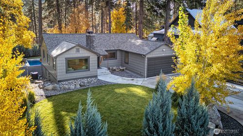 1221 Commercial St, Leavenworth, WA, 98826-1419 | Card Image