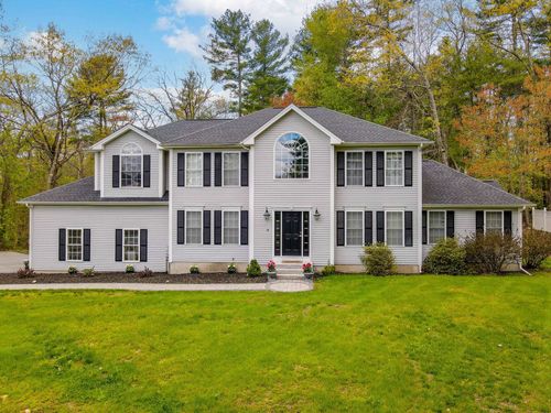 14 Cheshire Ct, Londonderry, NH, 03053-3987 | Card Image
