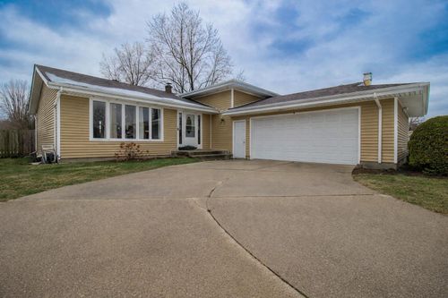 1241 Willow Ln, Schererville, IN, 46375-1023 | Card Image