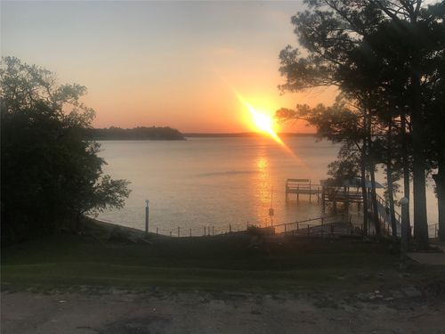 8295 Eagle Mountain Cir, Fort Worth, TX, 76135-9534 | Card Image