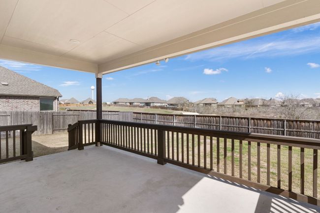 View of patio / terrace with a residential view and a fenced backyard | Image 27