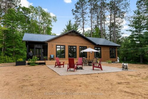 253 Grunwald Road, Madawaska Valley, ON, K0J1L0 | Card Image