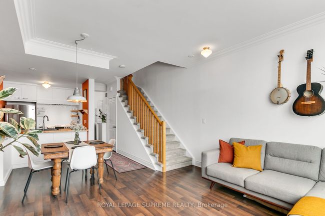 B - 475 Rogers Rd, Condo with 2 bedrooms, 2 bathrooms and 1 parking in York ON | Image 5