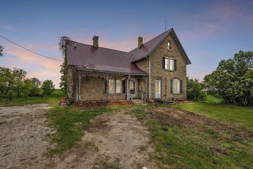 E5296 State Rd 54, AHNAPEE, WI, 54201 | Card Image