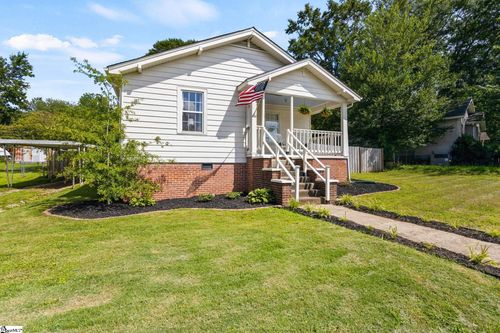 220 Webster St, Slater, SC, 29683-8001 | Card Image
