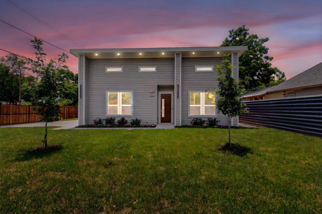 10916 Cade Rd, House other with 3 bedrooms, 3 bathrooms and null parking in Dallas TX | Image 4
