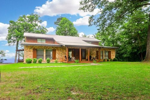 169 Cheyenne St, Zavalla, TX, 75980-6827 | Card Image