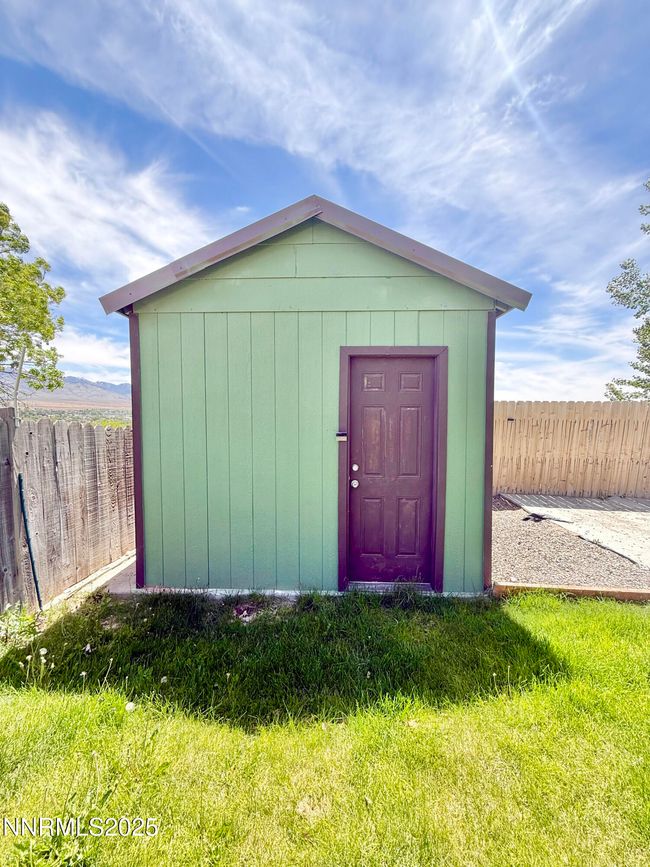 603 Camelot Way, House other with 3 bedrooms, 1 bathrooms and 4 parking in Winnemucca NV | Image 7