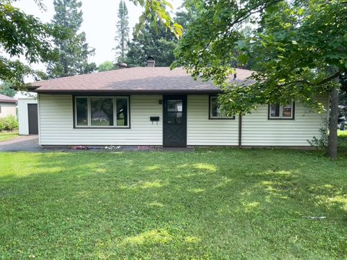 61 Edwards Dr, Silver Bay, MN, 55614-1252 | Card Image