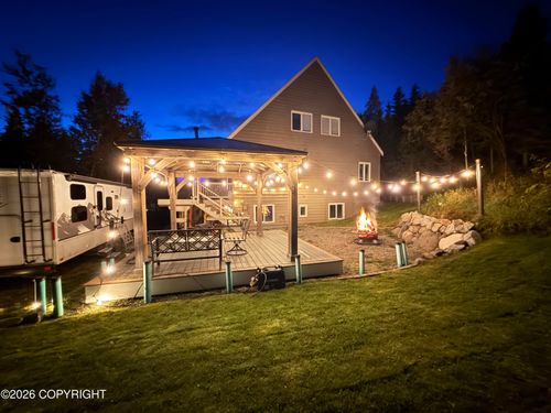 15711 Stanwood Cir, Anchorage, AK, 99516-4855 | Card Image