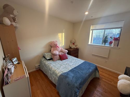 32-8 Cotting Ave, Marlborough, MA, 01752-2997 | Card Image