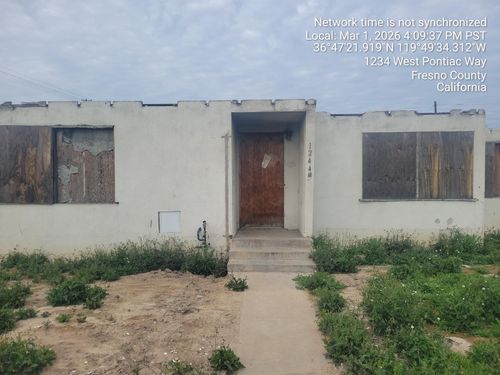1244 W Pontiac Way, Fresno, CA, 93705 | Card Image