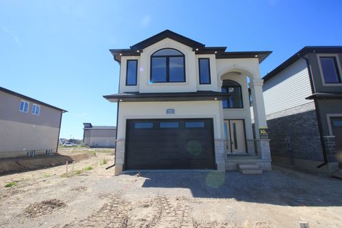 upper-1069 Karenana Rd, London, ON, N6M0K3 | Card Image