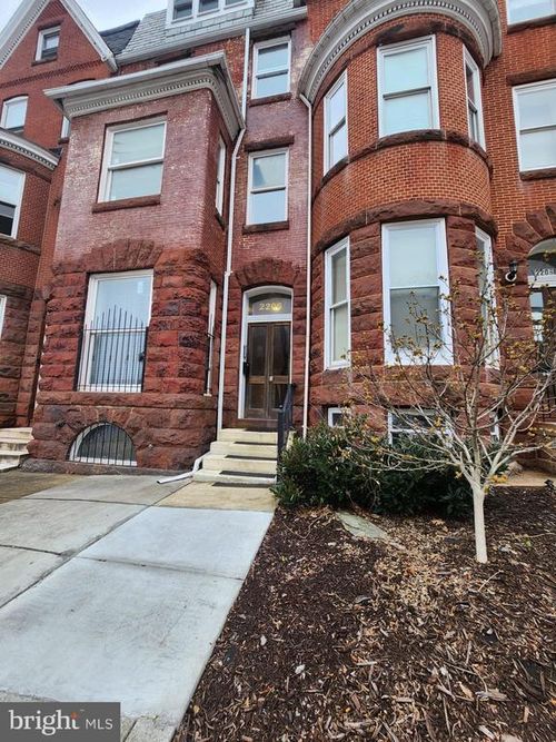 3-2206 Eutaw Pl, BALTIMORE, MD, 21217-3902 | Card Image