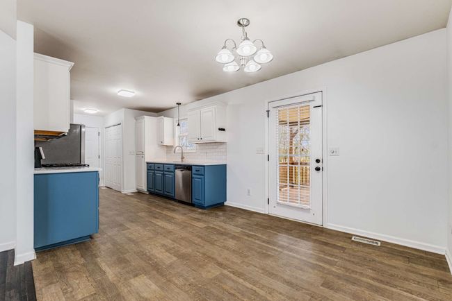 Kitchen features new quartz counter tops | Image 9