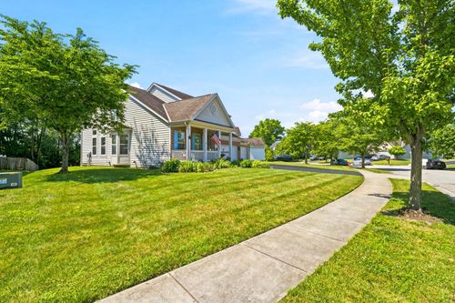 327 Pagoda Ct, Pickerington, OH, 43147-7945 | Card Image