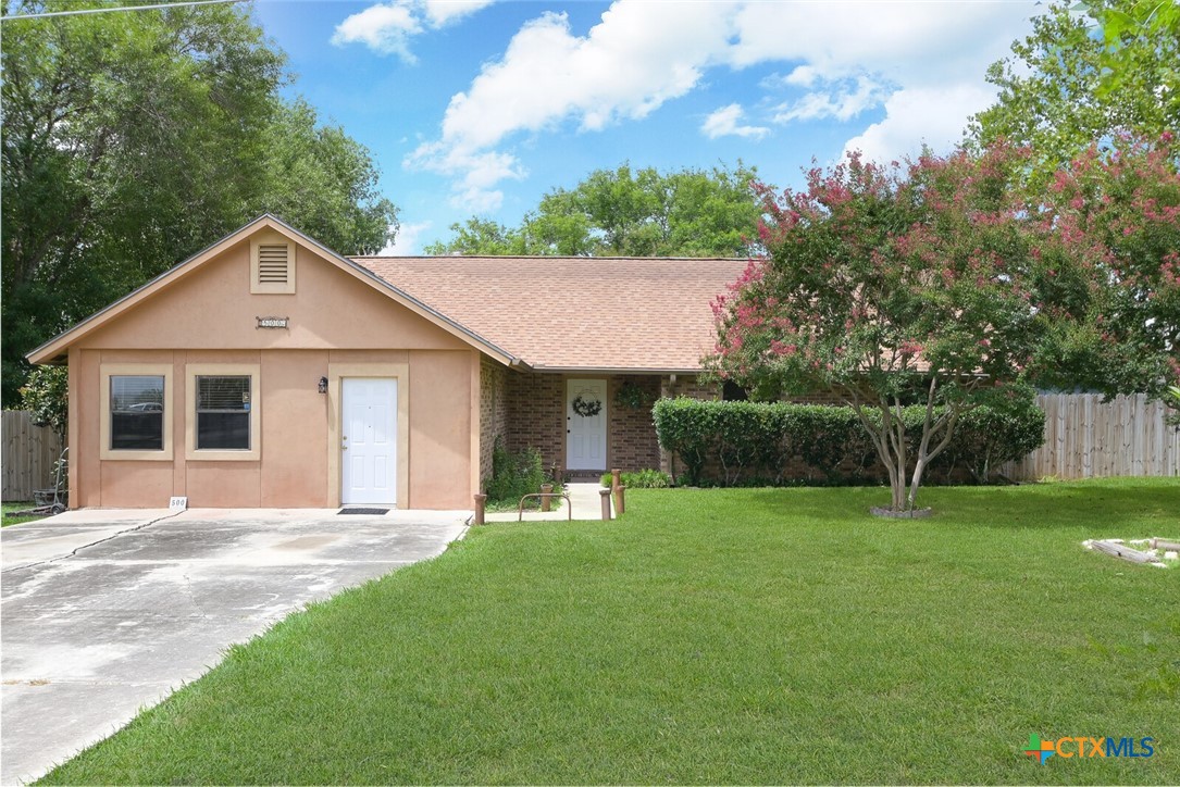 Ridge Dr, San Marcos, TX 78666