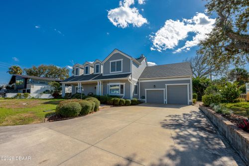 2 Hickory Ln, Daytona Beach, FL, 32118-5409 | Card Image