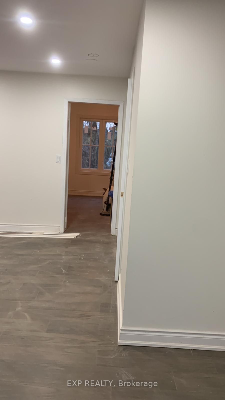 Commercial Lease in East Gwillimbury 4