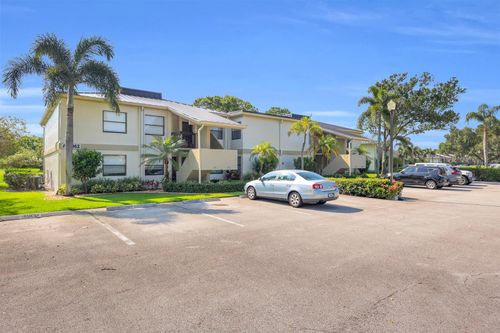 202-12962 Briarlake Dr, West Palm Beach, FL, 33418-6957 | Card Image
