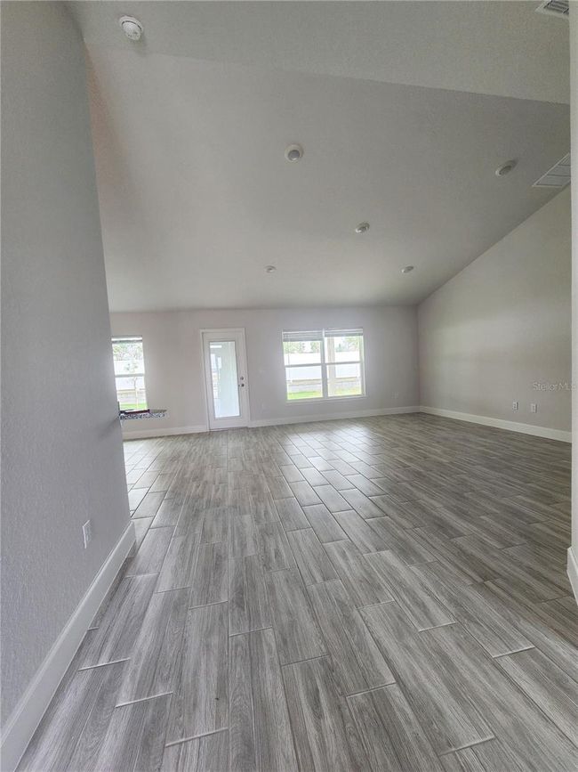 8399 Sw 57 Th Ct, House other with 4 bedrooms, 2 bathrooms and null parking in OCALA FL | Image 12