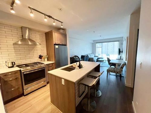 505-1012 Auckland Street, New Westminster, BC, V3M0M3 | Card Image