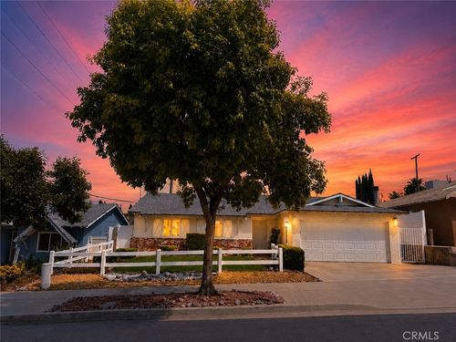 1711 Longview Dr, Corona, CA, 92882-5131 | Card Image