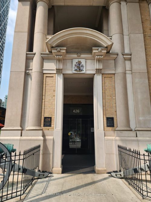 2308-426 University Ave, Toronto, ON, M5G1S9 | Card Image